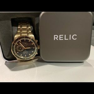 Men’s Stainless Steel Gold Relic Watch